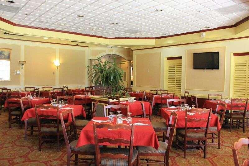 Ramada By Wyndham Gainesville Exterior photo